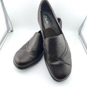 Clarks Leather Womens Loafers. Dark Brown, Size 9.5W